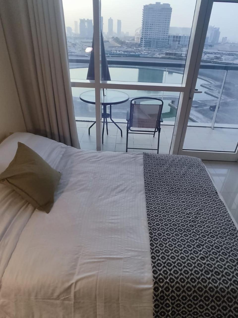Studio In The Heart Of Sports City -Great View & Amenities! Dubai Exterior photo